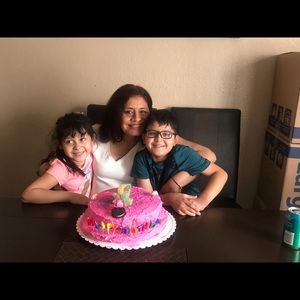 Meet your Posher, Ana